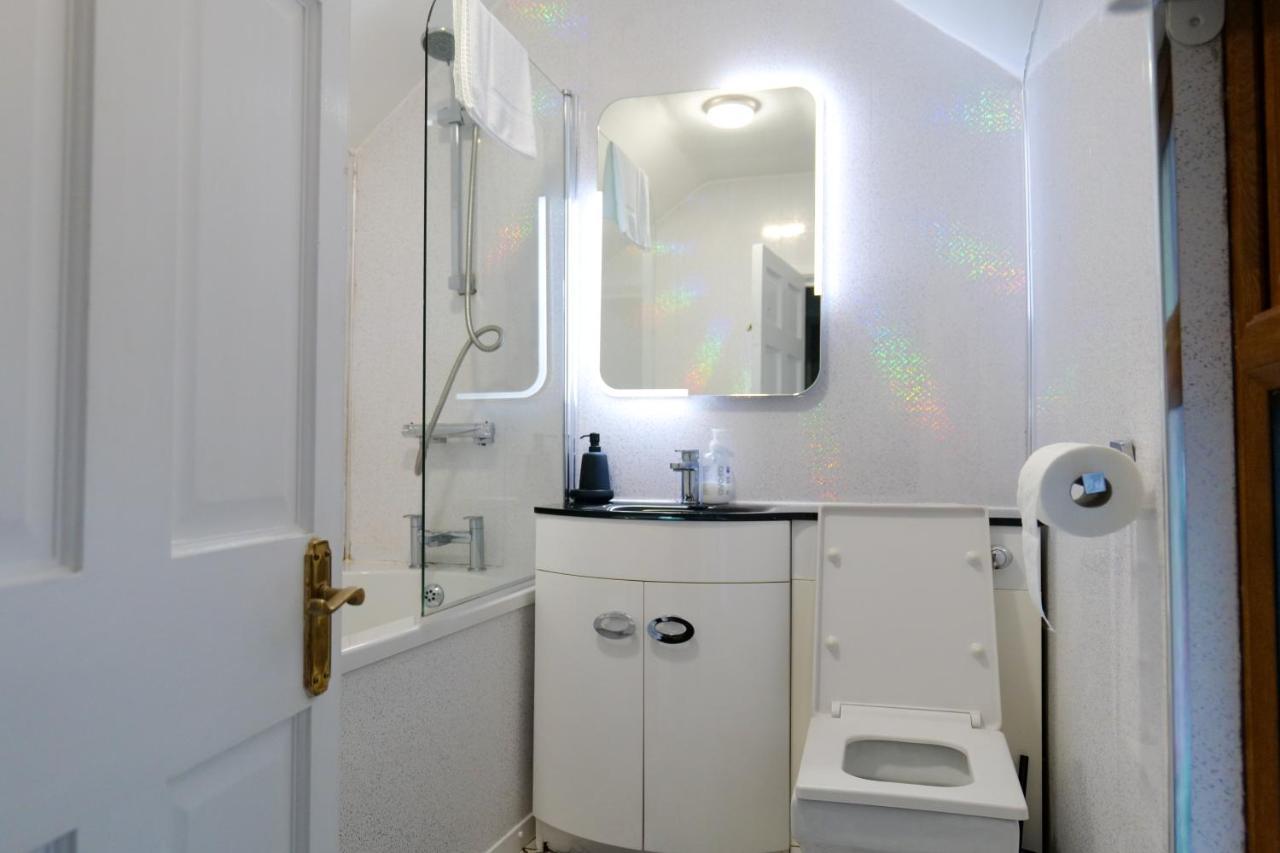 Broadway Belfast! Central Location! Sleeps 6! Экстерьер фото